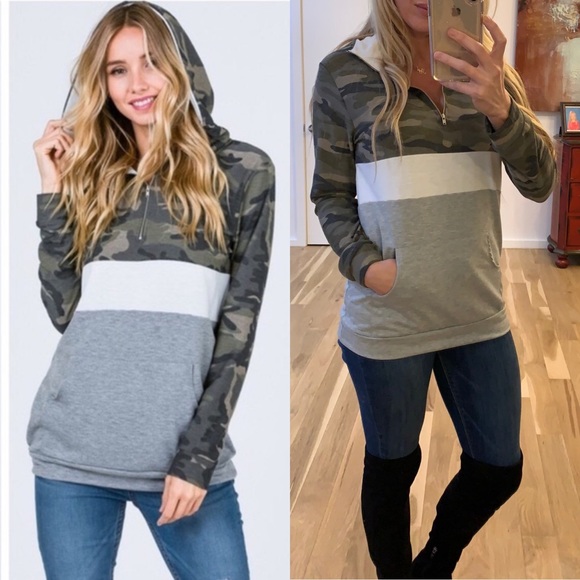 Tops - 🌟RESTOCKED!🌟Camo Color Block Hoodie